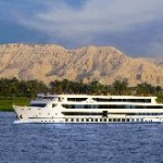 Oberoi Zahra Luxury Cruise